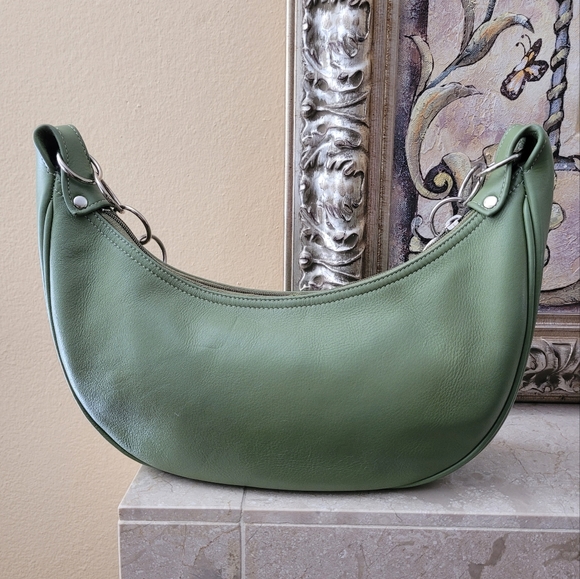 Lucien Piccard Leather Bag - Picture 2 of 16